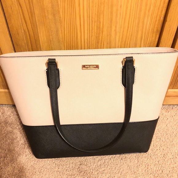 kate spade Handbags - Kate spade shoulder bag